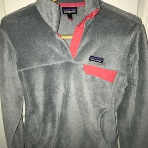 Women’s grey & pink Snap-T Patagonia Pullover